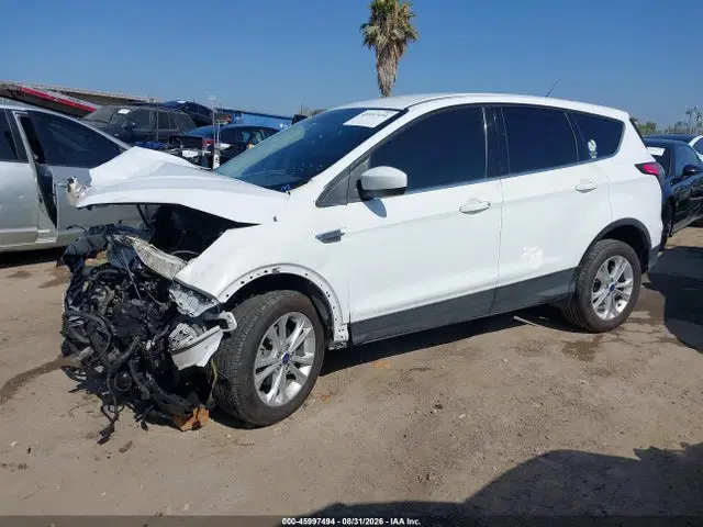 2017 Ford ESCAPE SE VIN 1FMCU0GD5HUE76867 фото 2