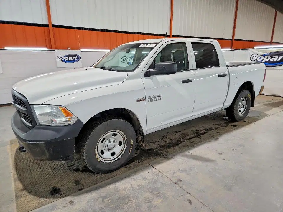 1C6RR7KT4JS303096 — 2018 RAM 1500, Естественный износ (Normal Wear), фото до ремонта