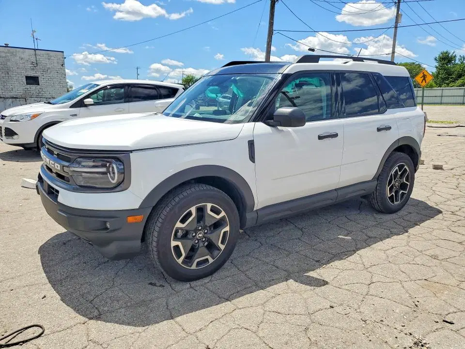 3FMCR9B68NRD98585 — 2022 Ford Bronco Sport, Боковая часть, фото до ремонта