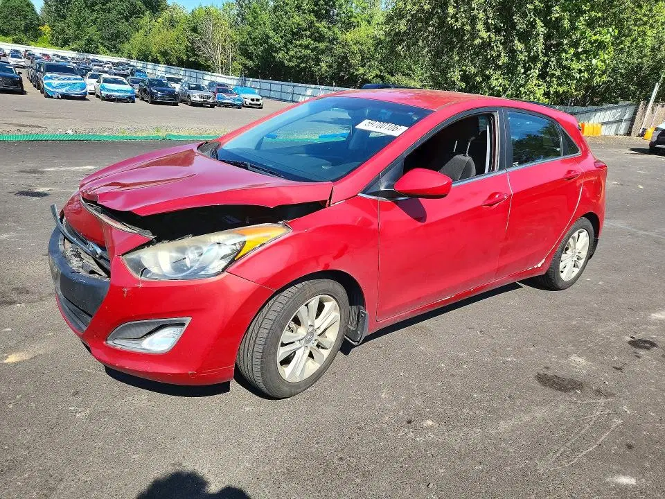 KMHD35LH6EU174223 — 2014 Hyundai Elantra GT, передняя часть, фото до ремонта