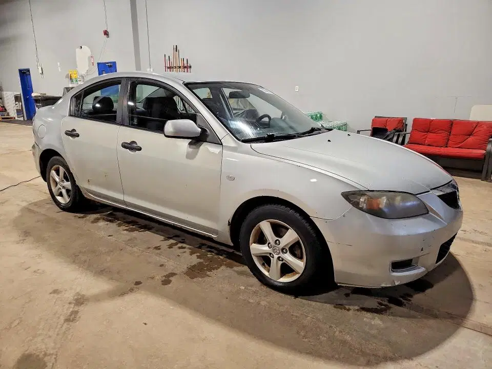 2008 MAZDA 3 VIN JM1BK32F081781470 фото 4