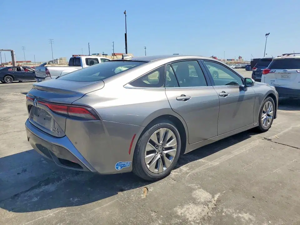 2021 Toyota Mirai VIN JTDAAAAA1MA001804 фото 3
