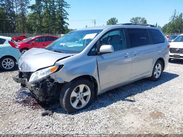 2017 Toyota Sienna Le 8 Passenger VIN 5TDKZ3DC3HS840514 фото 2