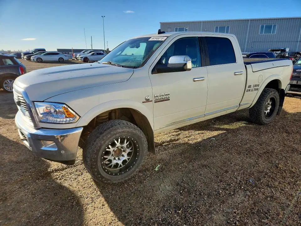 3C63R3FL5JG111282 — 2018 RAM 3500, Мелкие вмятины и царапины (Minor Dent/Scratches), фото до ремонта