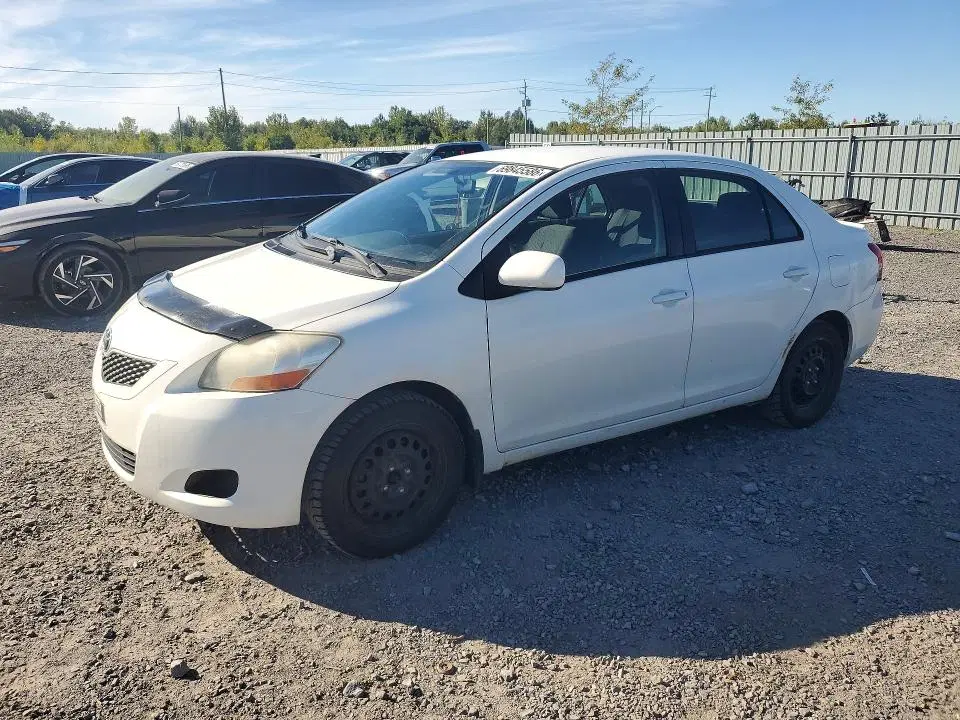 JTDBT4K31A1387541 — 2010 Toyota Yaris, Мелкие вмятины и царапины (Minor Dent/Scratches), фото до ремонта