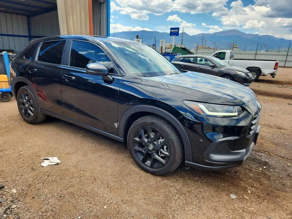 2025 Honda HR-V VIN 3CZRZ2H5XSM753795 фото 4
