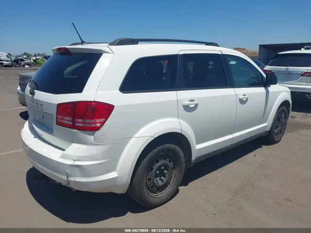 2016 Dodge JOURNEY SE VIN 3C4PDCAB4GT143888 фото 4