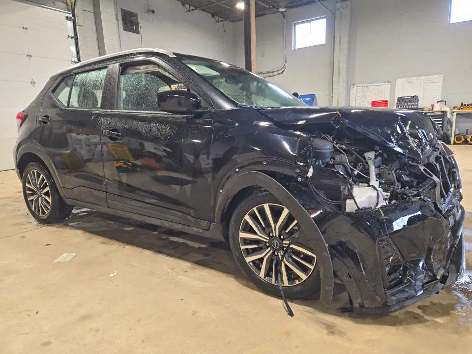 2025 NISSAN KICKS PLAY VIN 3N1CP5CV2SL496862 фото 4