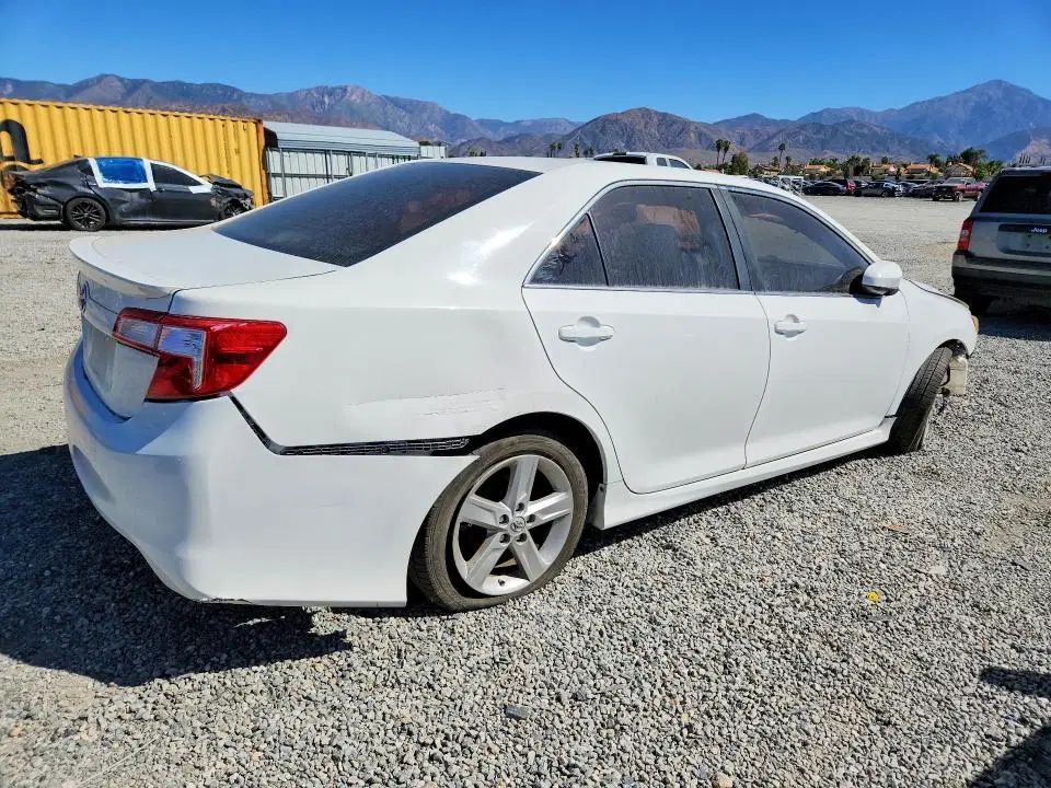 2014 Toyota Camry VIN 4T1BF1FK0EU425221 фото 3