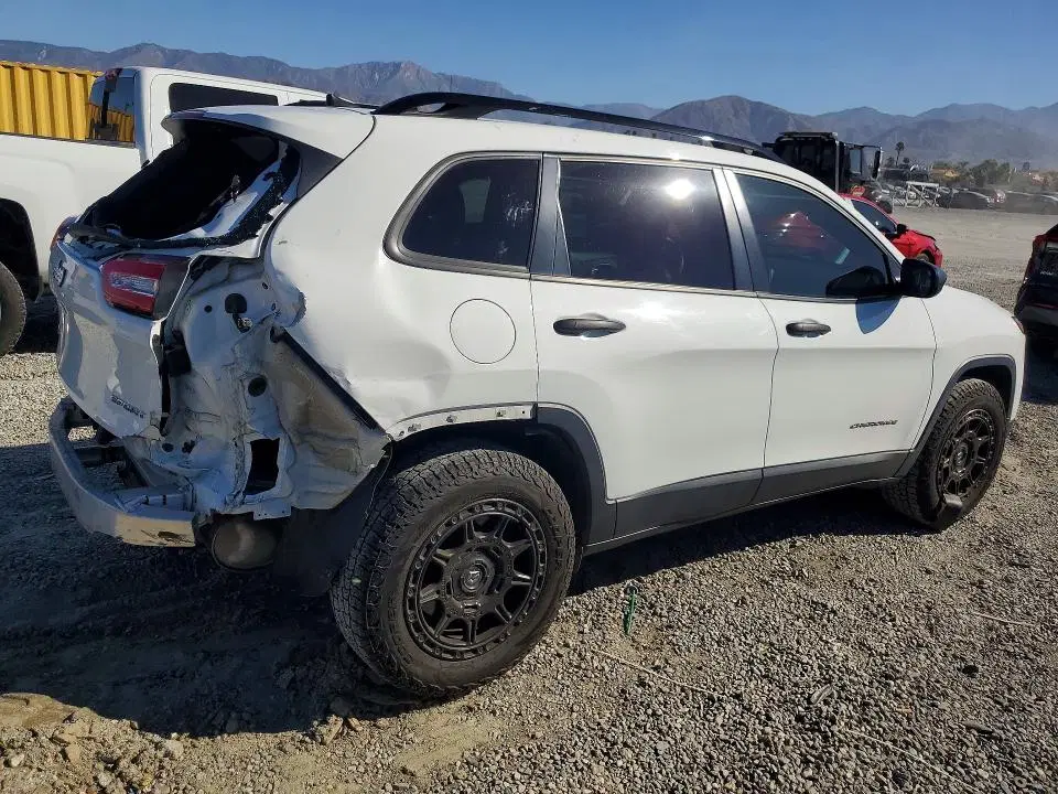 2017 Jeep Cherokee VIN 1C4PJMAB7HW590757 фото 3