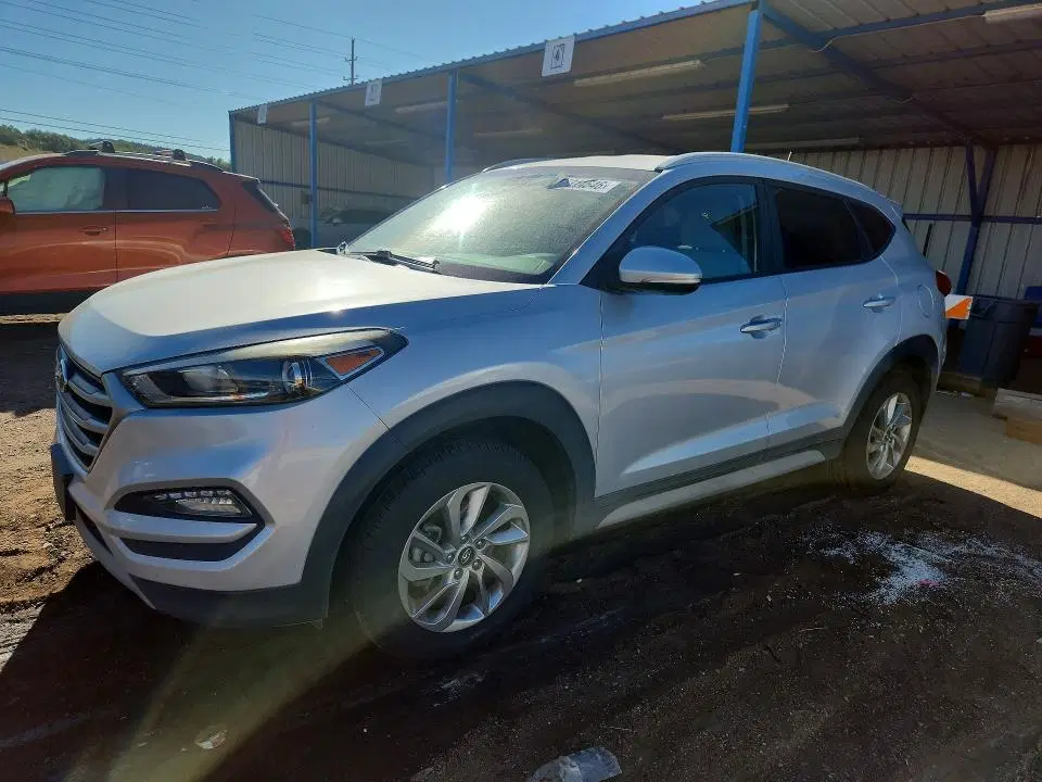 KM8J3CA29HU484442 — 2017 Hyundai Tucson, Град, фото до ремонта