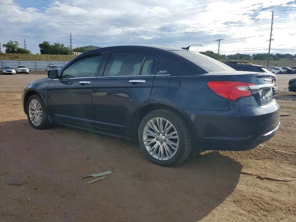 2011 CHRYSLER 200 VIN 1C3BC2FB1BN595021 фото 2