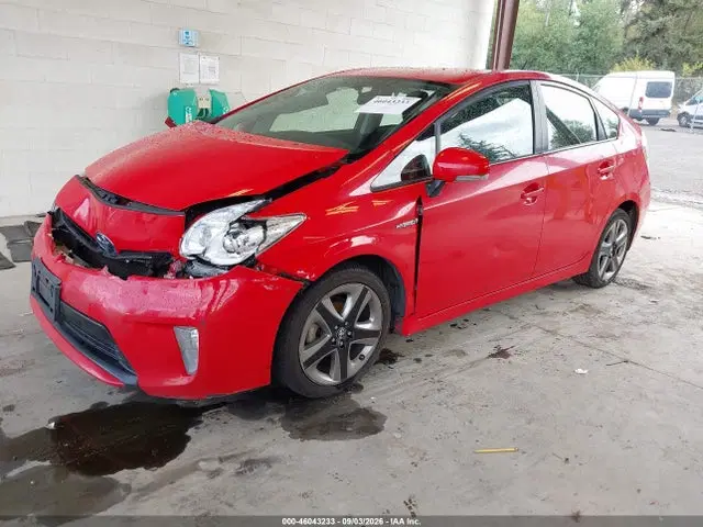 2015 Toyota Prius Persona Series Special Edition VIN JTDKN3DU3F0399228 фото 2