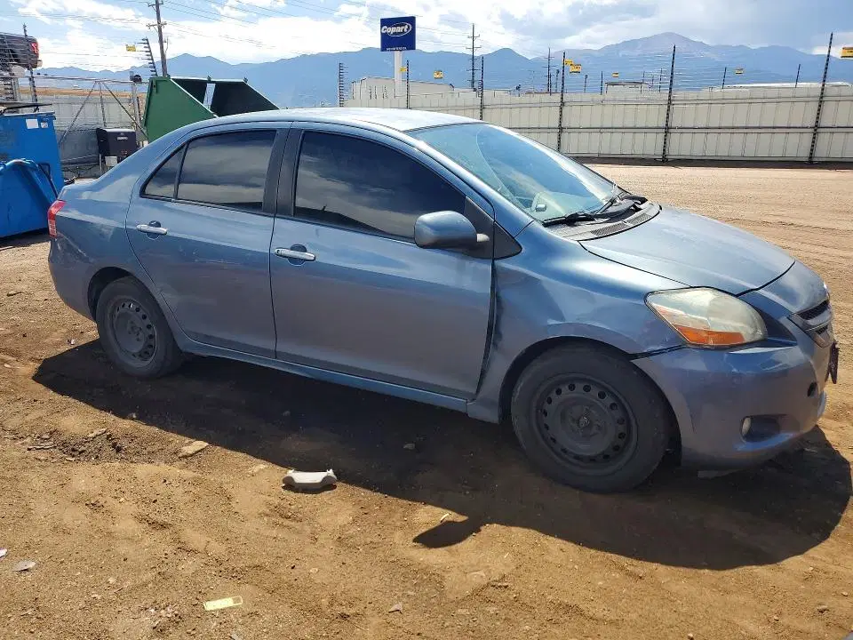 2007 TOYOTA YARIS VIN JTDBT923671075026 фото 4
