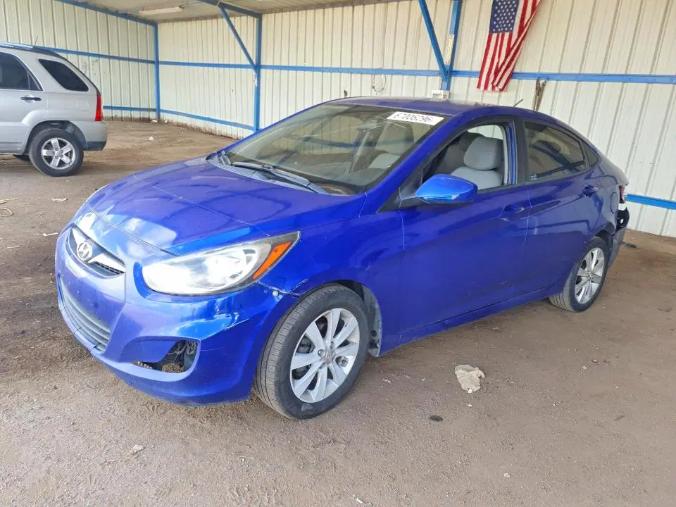 KMHCU4AE1CU087578 — 2012 Hyundai Accent, Задняя часть (Rear End), фото до ремонта