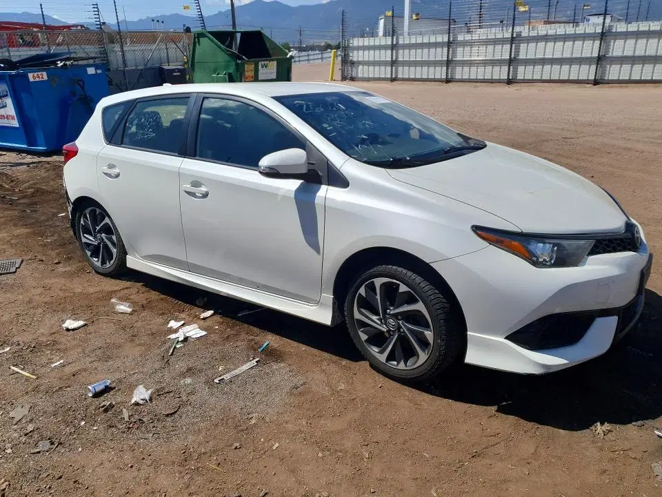 2018 TOYOTA COROLLA IM VIN JTNKARJE5JJ567784 фото 4