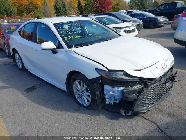 4T1DAACK0SU587132 — 2025 Toyota Camry XSE/XLE/LE/SE, Передняя часть (Front), фото до ремонта