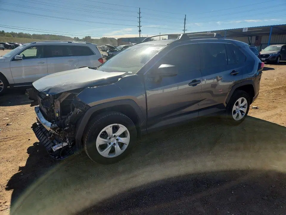 2T3F1RFV0MC160106 — 2021 Toyota RAV4, Передняя часть (Front End), фото до ремонта