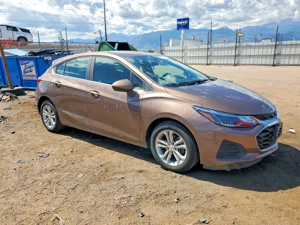 2019 CHEVROLET CRUZE VIN 3G1BE6SM3KS558393 фото 4