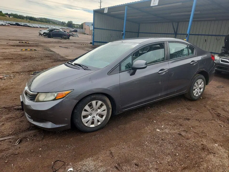 2HGFB2F58CH583244 — 2012 Honda Civic, Боковая часть (Side), фото до ремонта