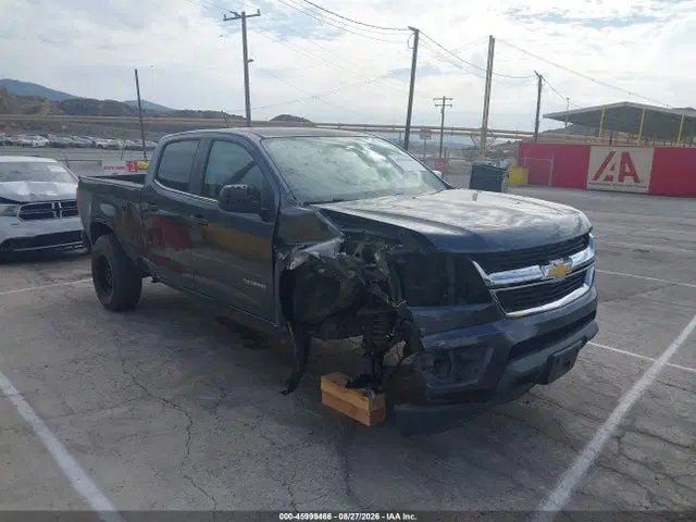 1GCGSBE31F1172497 — 2015 Chevrolet Colorado LT, Передняя часть справа (Right Front), фото до ремонта