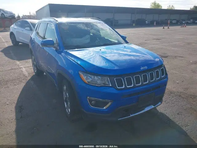 3C4NJDCB4MT602853 — 2021 Jeep Compass Limited 4X4, Передняя часть слева (Left Front), фото до ремонта