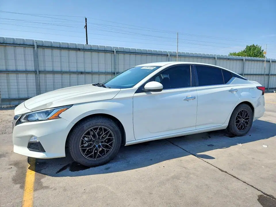 1N4BL4BV5MN314886 — 2021 Nissan Altima, Боковая часть (Side), фото до ремонта