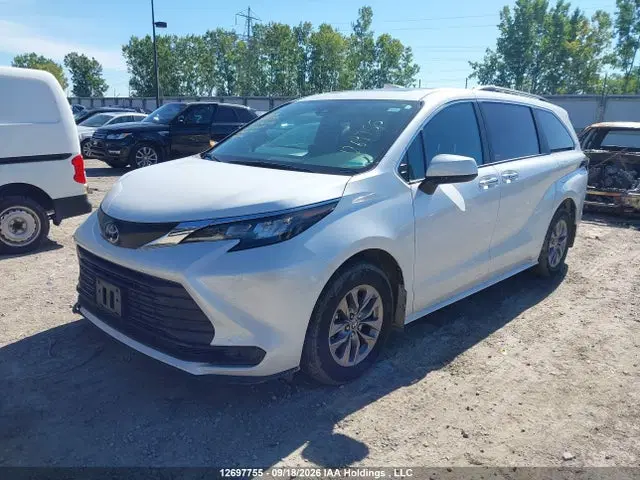 2026 Toyota Sienna Xle Fwd 8-pass VIN 5TDGRKEC4TS293129 фото 2
