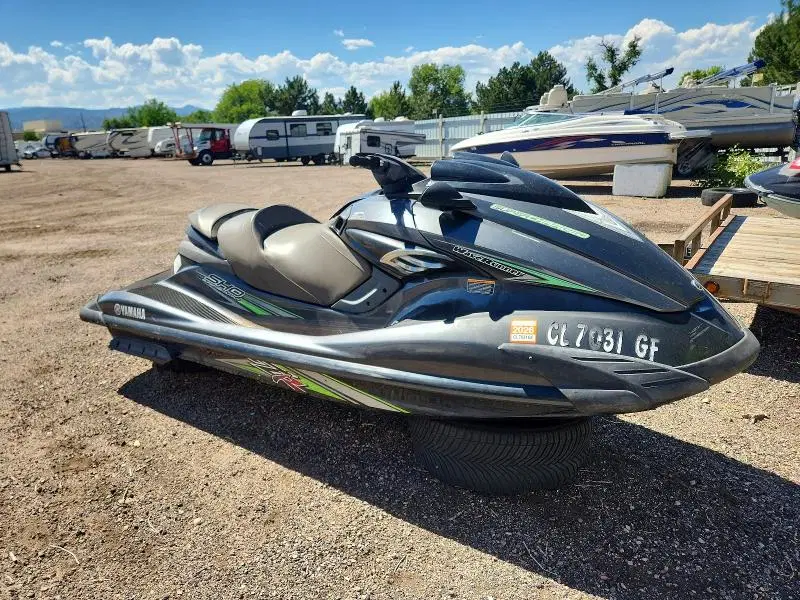 USYAMA4089E313 — 2013 YMA JET SKI, REAR END, фото до ремонта