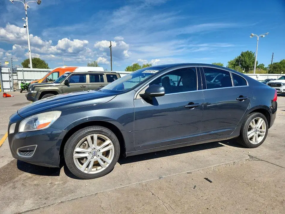 2013 VOLVO S60 VIN YV1612FH1D2202463 фото 2