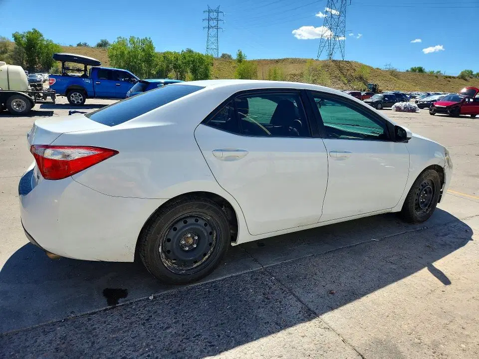 2016 TOYOTA COROLLA VIN 5YFBURHE5GP371821 фото 3