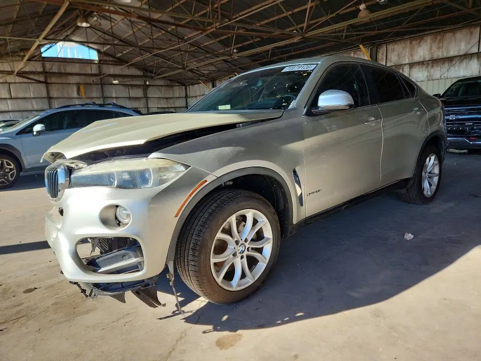 5UXKU2C53F0F95467 — 2015 BMW X6, Передняя часть, фото до ремонта