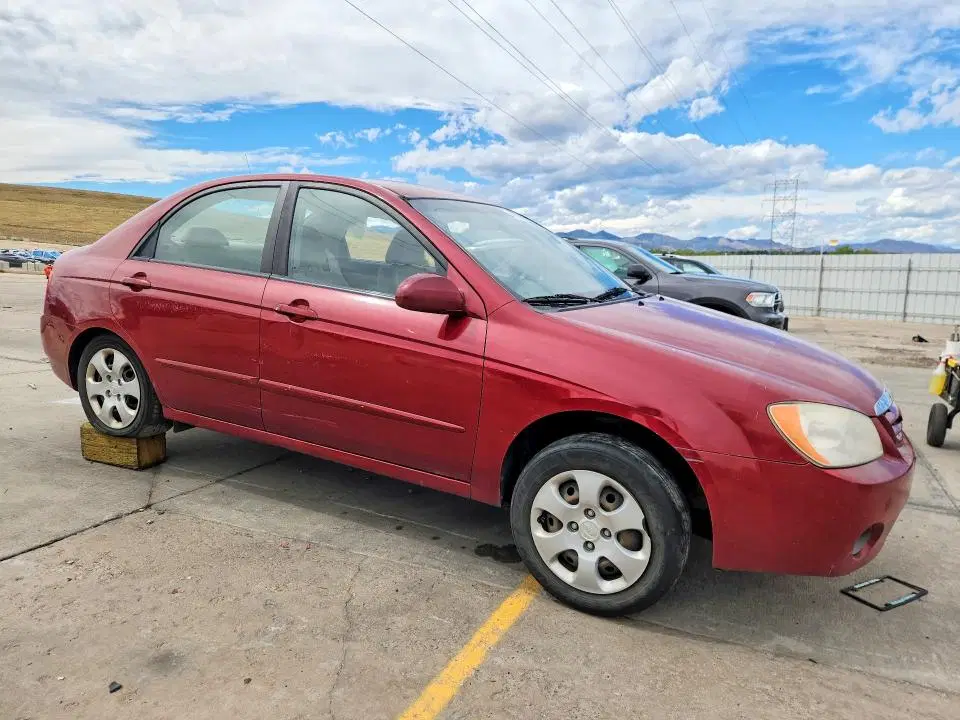 2005 KIA SPECTRA VIN KNAFE121755205006 фото 4