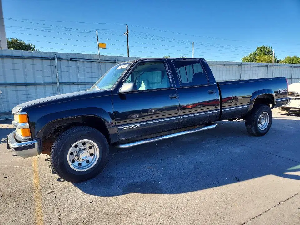 1GCHK33JXVF047821 — 1997 Chevrolet CK3500, Передняя часть (Front End), фото до ремонта