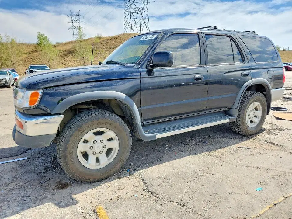 JT3HN86R0W0137252 — 1998 Toyota 4RUNNER, Передняя часть (Front End), фото до ремонта