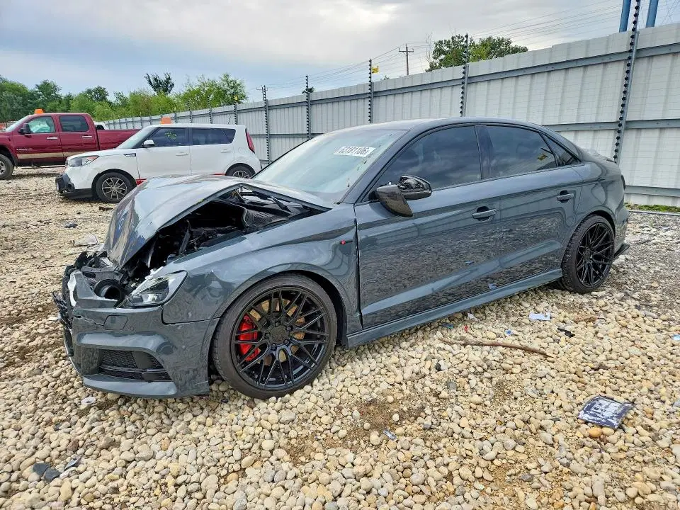 WAUJEGFF6KA084488 — 2019 Audi A3, передняя часть, фото до ремонта