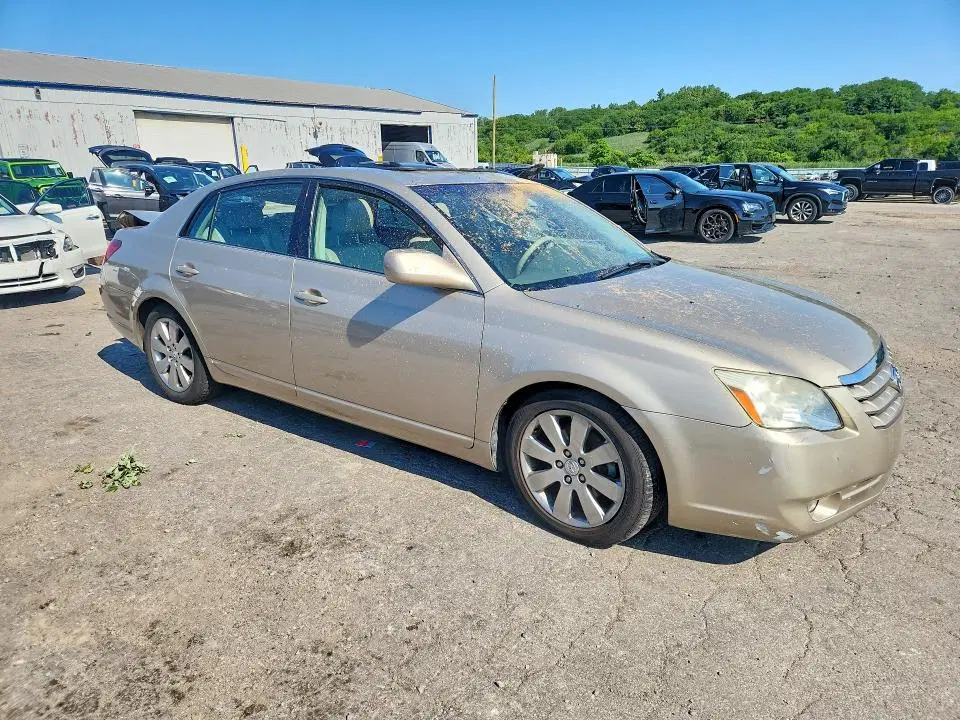 2005 TOYOTA AVALON VIN 4T1BK36B45U037688 фото 4