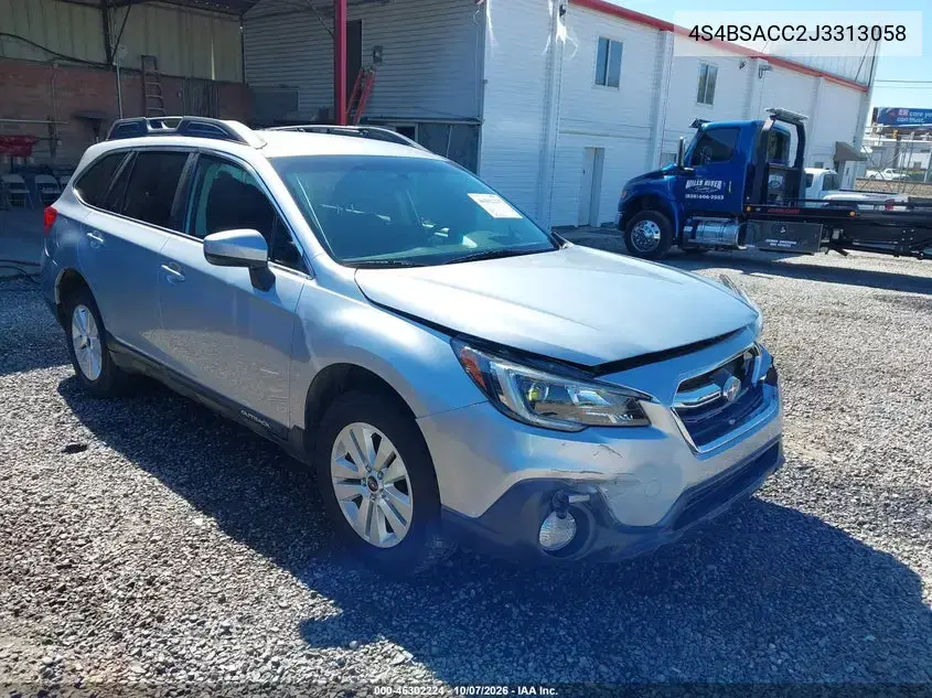 4S4BSACC2J3313058 — 2018 Subaru Outback, передняя часть, фото до ремонта