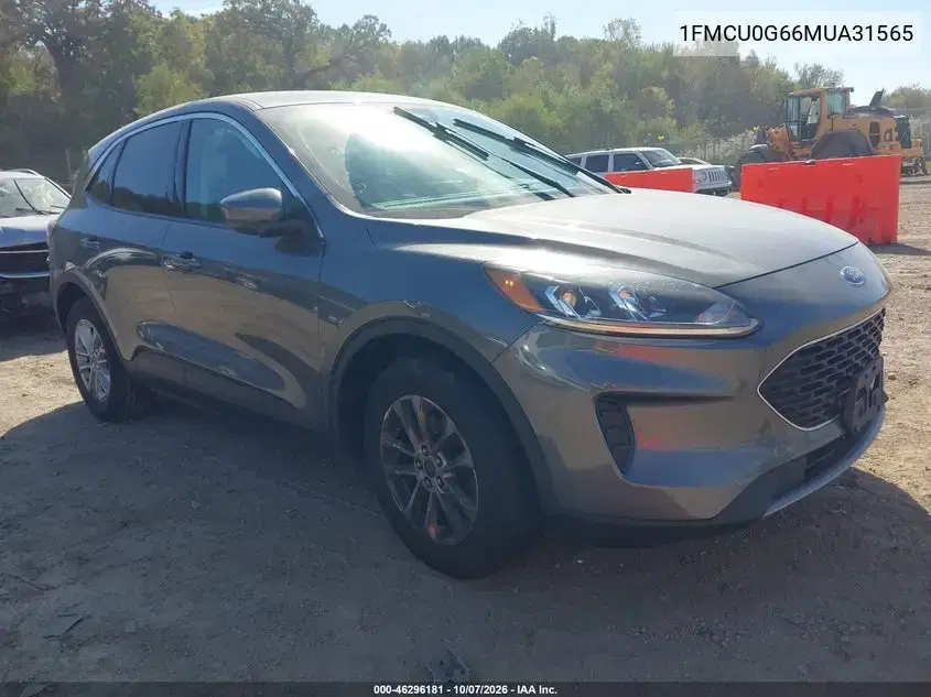 1FMCU0G66MUA31565 — 2021 Ford Escape, передняя часть, фото до ремонта