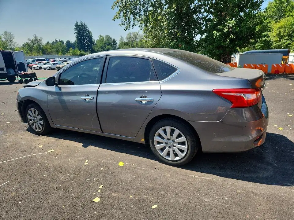 2018 Nissan Sentra VIN 3N1AB7AP8JY251832 фото 2