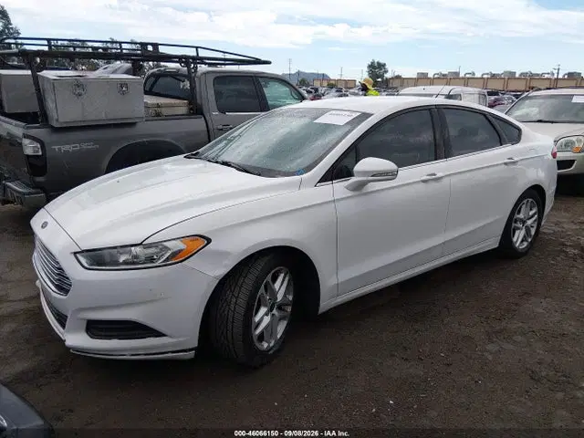 2015 Ford FUSION SE VIN 3FA6P0HD1FR237818 фото 2