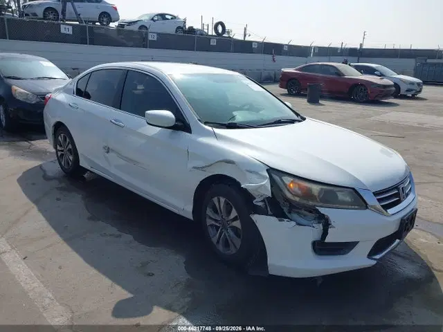 1HGCR2F30FA177555 — 2015 Honda Accord LX, Правый бок (Right Side), фото до ремонта