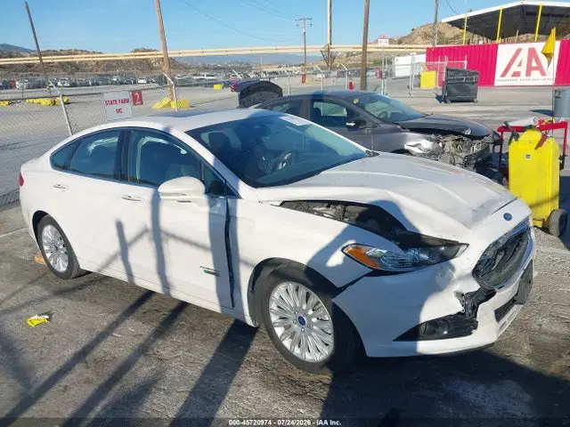 3FA6P0SU4ER256953 — 2014 Ford Fusion Energi Titanium, Передняя часть (Front End), фото до ремонта