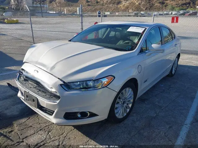 2014 Ford Fusion Energi Titanium VIN 3FA6P0SU4ER256953 фото 2