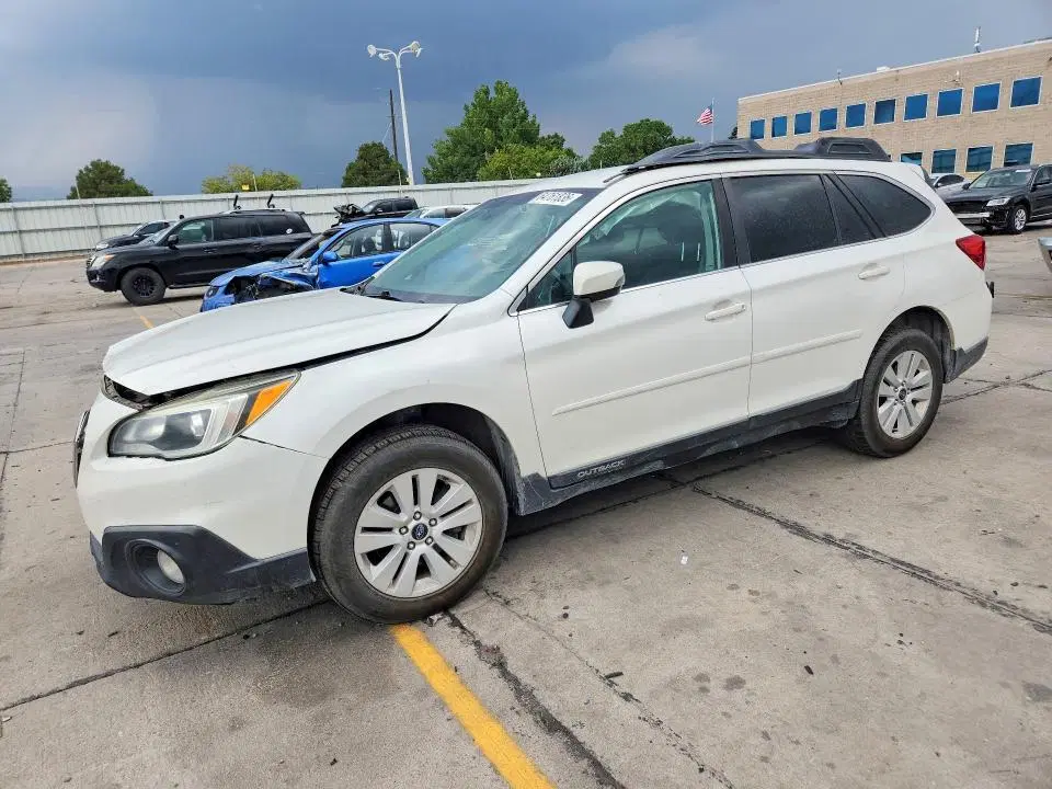 4S4BSAFC9G3315099 — 2016 Subaru Outback, FRONT END, фото до ремонта