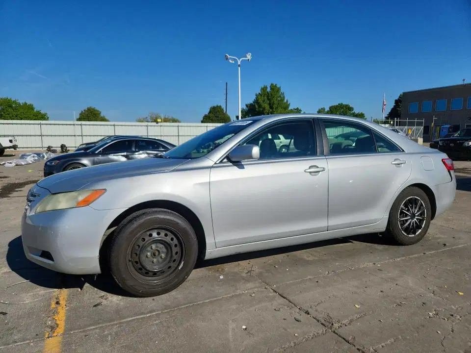 4T1BE46K28U731281 — 2008 Toyota Camry, Боковая часть (Side), фото до ремонта
