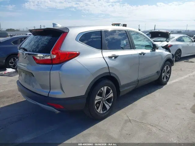 2019 Honda CR-V LX VIN 5J6RW5H33KL003102 фото 4