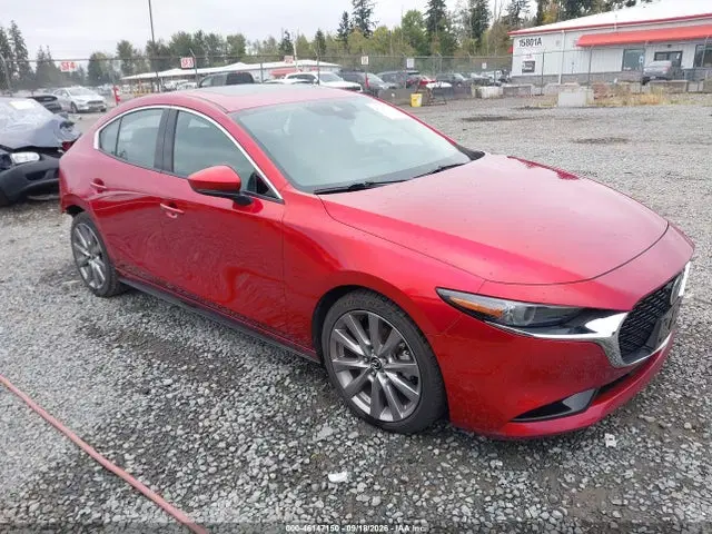 JM1BPBEM6K1139106 — 2019 Mazda MAZDA3 Premium Package, Задняя часть (Rear), фото до ремонта