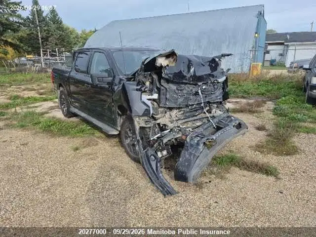 1FTVW1EV6PWG14427 — 2023 Ford F150 Lightning Lariat Supercrw, Передняя часть (Front), фото до ремонта