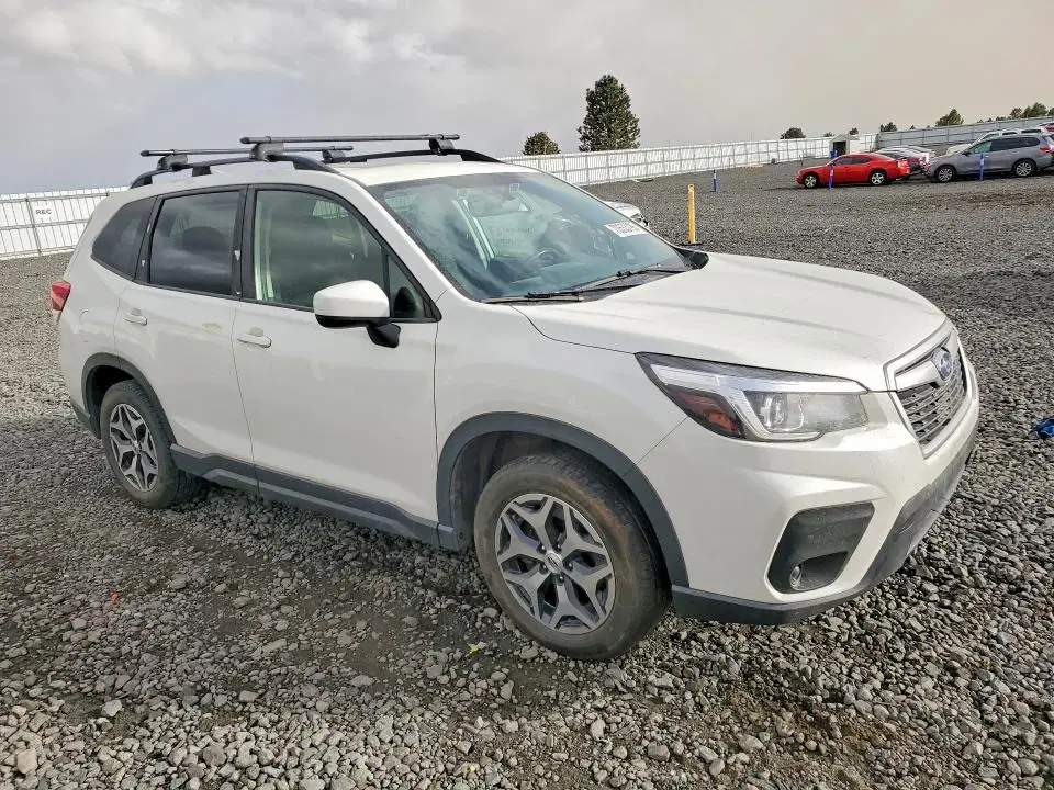 2020 Subaru Forester VIN JF2SKAJCXLH524832 фото 4